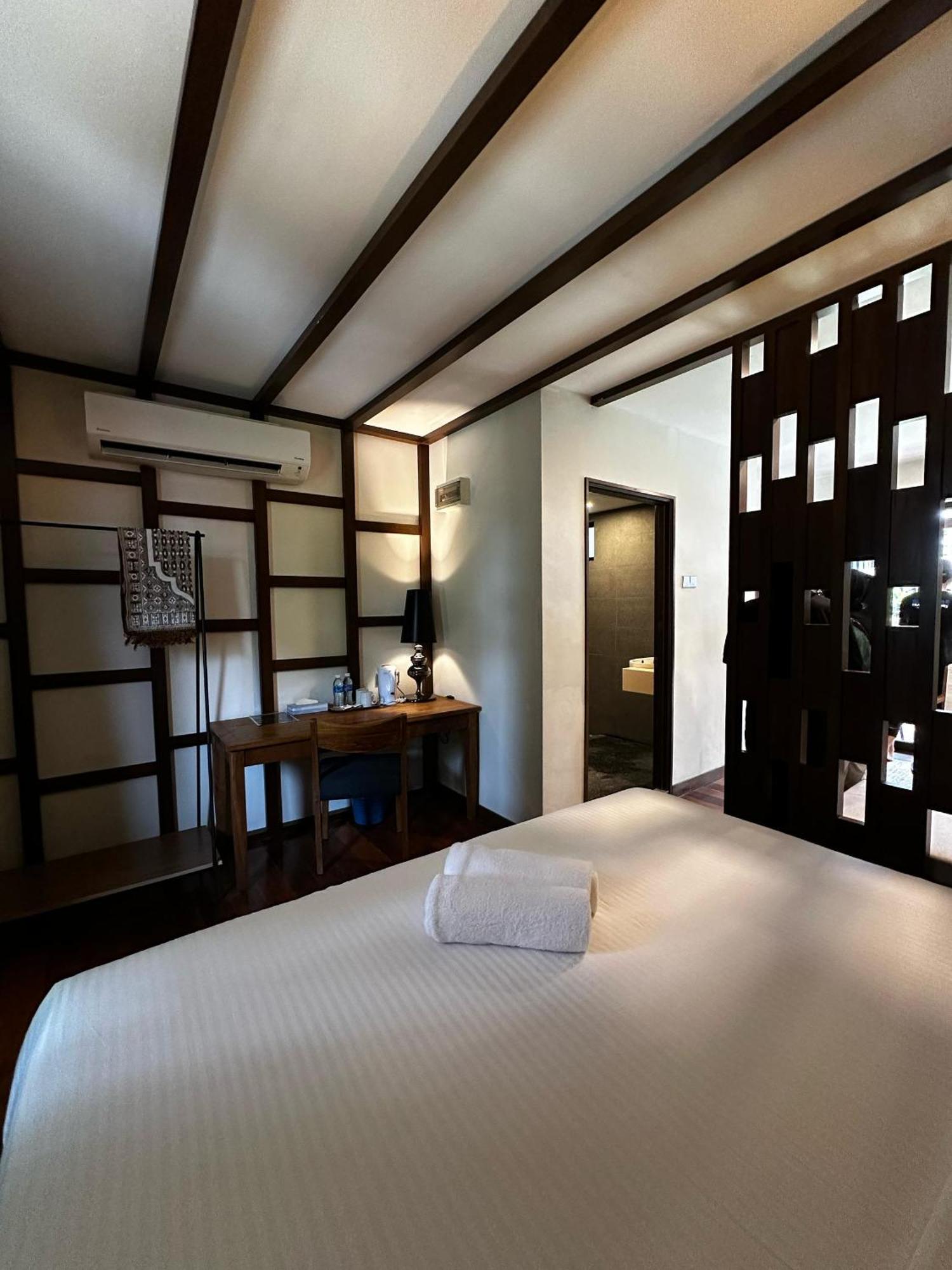 Beach Resort - Arwana Perhentian X Bluestar Kampung Kuala Besut ภายนอก รูปภาพ