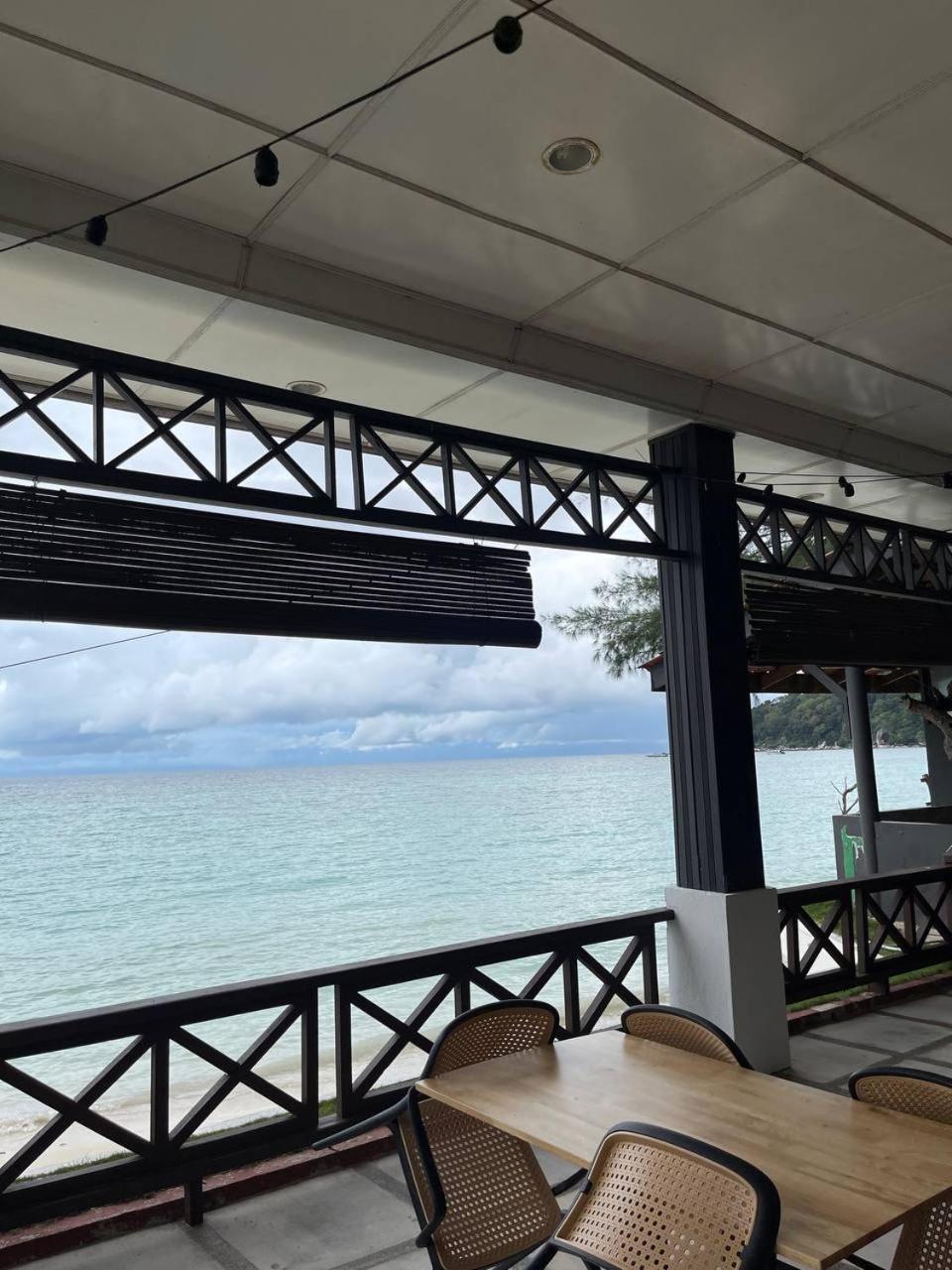 Beach Resort - Arwana Perhentian X Bluestar Kampung Kuala Besut ภายนอก รูปภาพ